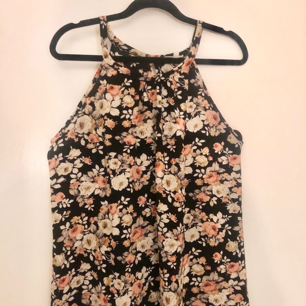 Floral swoop neck top with back opening